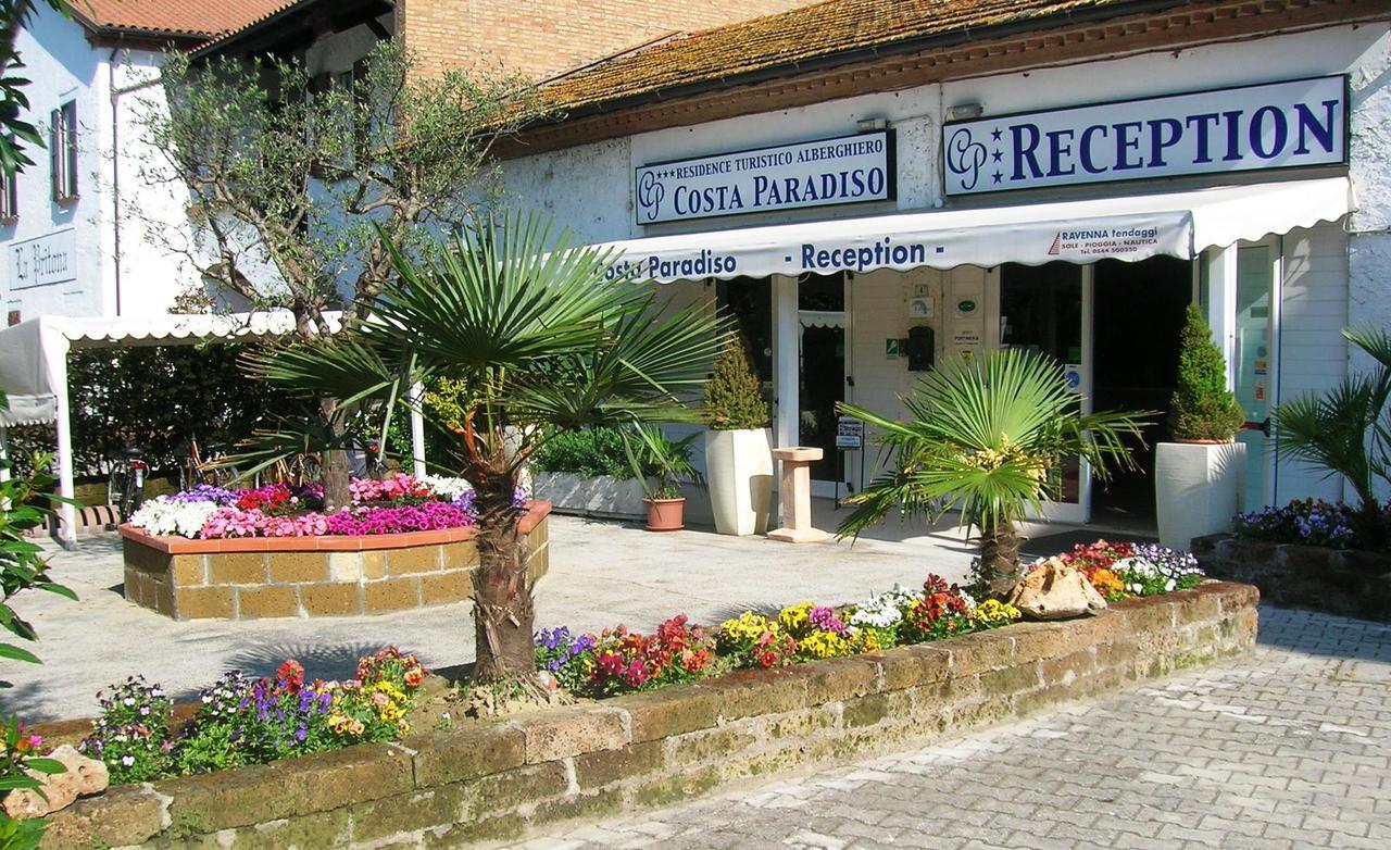 Aparthotel Costa Paradiso Lido Adriano Bagian luar foto